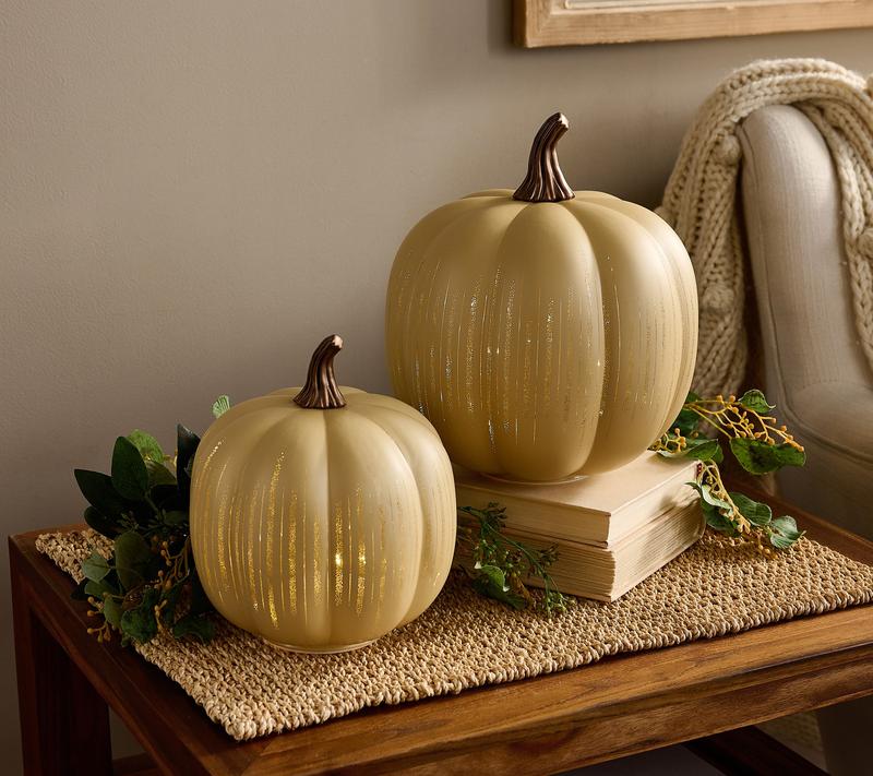 👻Halloween Sale 49% OFF👻Valerie's Starry Harvest Pumpkin: Limited Edition with Starry Night Design & Celestial Light Show